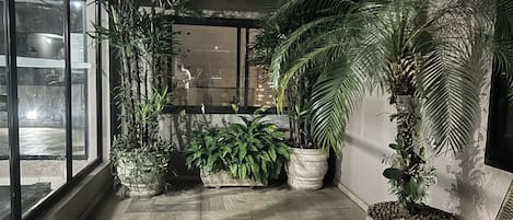 ห้องแฟมิลี่สำหรับสี่ท่าน | ลานระเบียง/นอกชาน