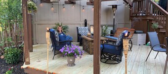 Modern 4 BR Home for World Cup guests, 3 levels and outdoor living, near shuttle