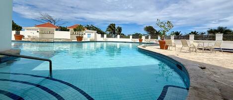 公寓, 阳台, 山景 | 泳池