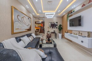 Living area - Luxurious 3 bedroom apartment 15 minutes from the airport (Santo Domingo Este)