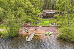 Exterior - Lakefront I Movie Theater I Putting Green I Game Room I Bocce ball! (White Haven)
