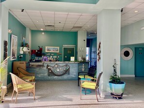 Lobby - Stunning Brand New Studio - Balcony w/ Scenic Ocean and Sunset Views-Heated pool (Daytona Beach)