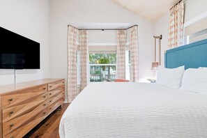 3 bedrooms, free WiFi, bed sheets - Pool | Fenced yard | Fleur De Lis | Sleeps 6 | Seagrove (Seagrove Beach)
