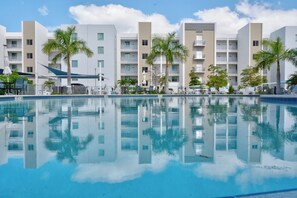 Outdoor pool - NEW STRAND PENTHOUSE  Best Sunset Views in Building !!! (Sarasota)