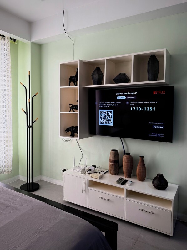 1 bedroom, WiFi, bed sheets