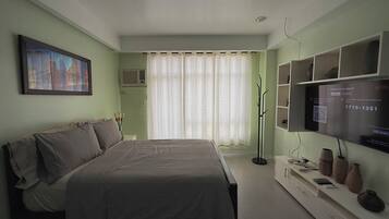 1 bedroom, WiFi, bed sheets