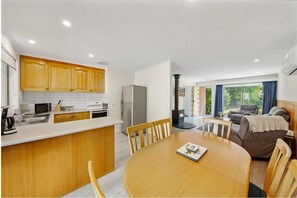 Interior - CAMPREDON - RELAX AND REVIVE (Bright)