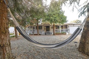 Exterior - Near Bass Lake | Harley`s Hideaway Cabin | Hot Tub (Oakhurst)