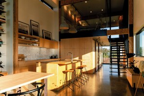 Dining - Back Bay Cottage: Oceanview Calm in Terence Bay, Nova Scotia (Terence Bay)