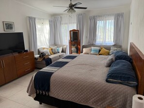 3 chambres, accès Internet, draps fournis