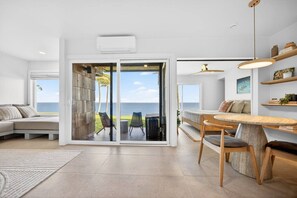 Interior - Little Hut at Sealodge (Princeville)