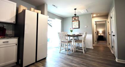 DuPont Manor House beautiful modern home offers serene comfort & convenience