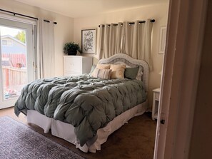 5 habitaciones, tabla de planchar con plancha y wifi gratis 