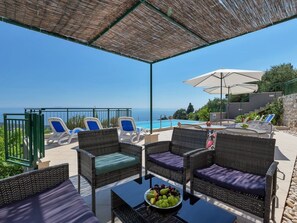 Terrace/patio - Villa Makar by Interhome (Makarska)