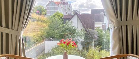 別墅, 山景 | 內部