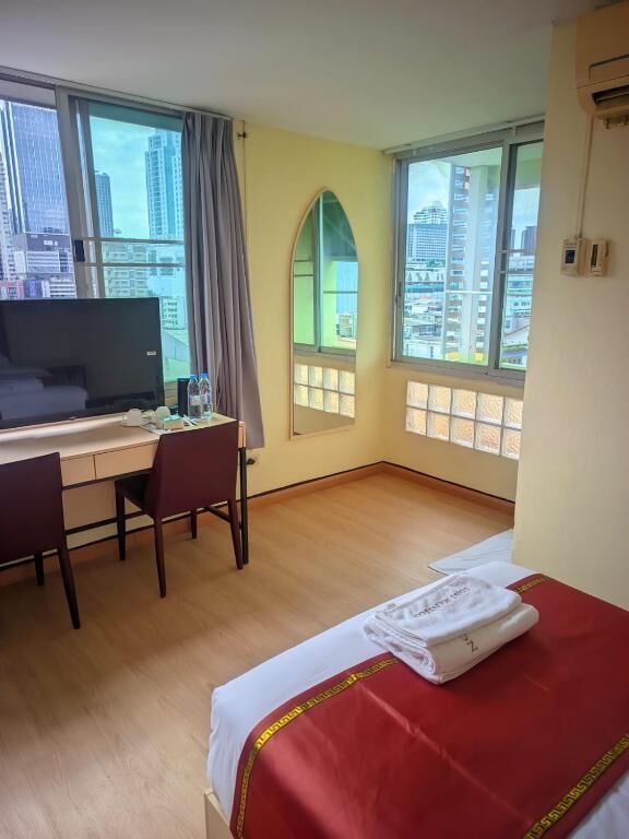 Phòng đôi cơ bản, ban công, quang cảnh thành phố