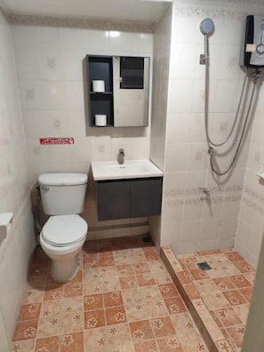 Phòng đôi Deluxe, ban công, quang cảnh thành phố | Phòng tắm