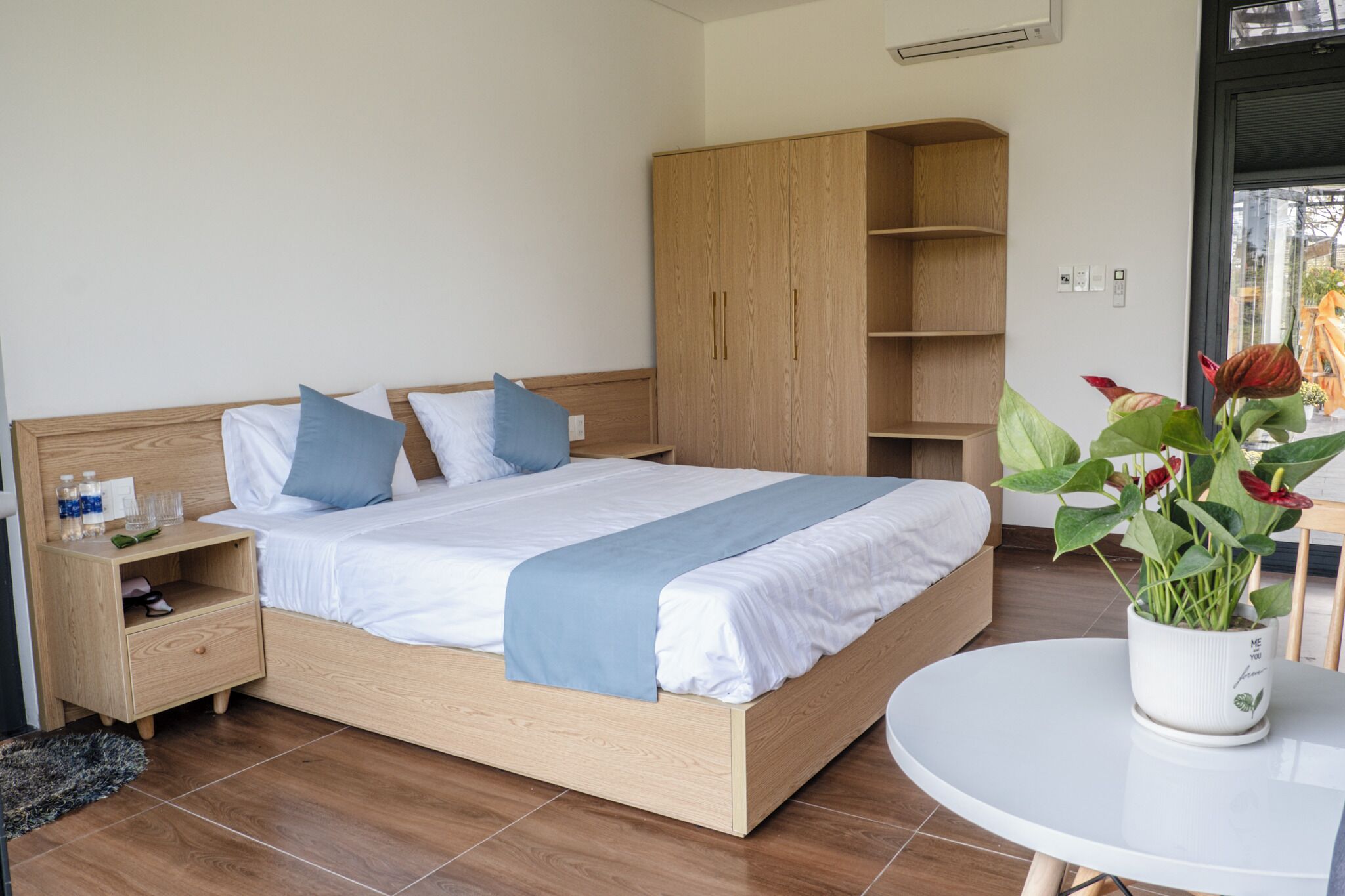 ห้องดีลักซ์ดับเบิล, ระเบียง, วิวสวน