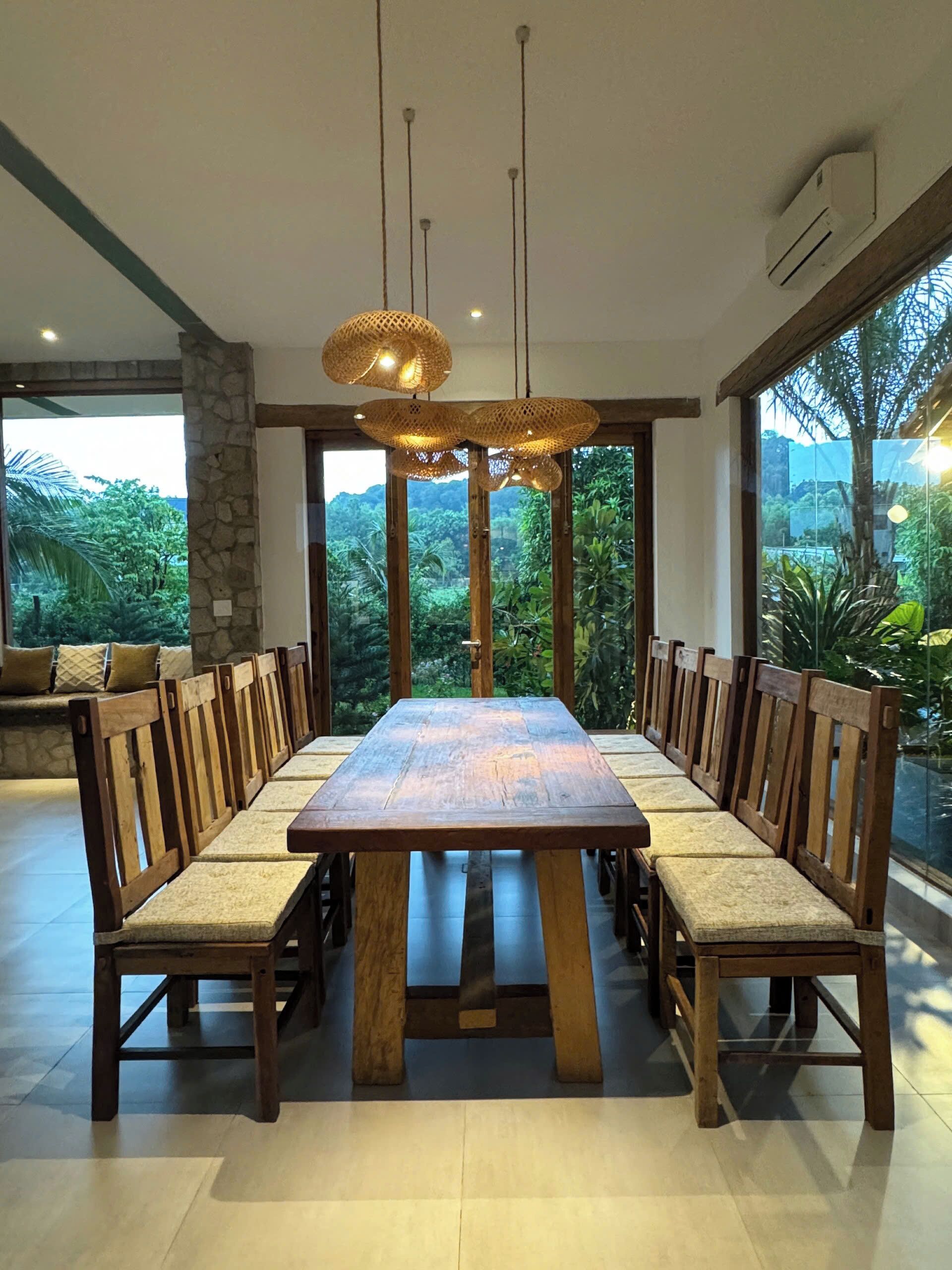 Family Villa, Balcony, Garden View | In-room dining