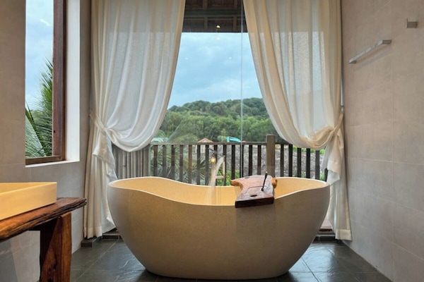 Family Villa, Balcony, Garden View | Bathroom