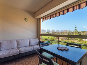 Dining - Les Caraïbes by Interhome (La Londe Les Maures)
