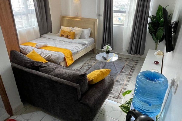 Deluxe Studio, City View | Blackout drapes, iron/ironing board (on request), WiFi (free)