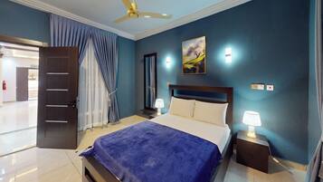 2 bedrooms, iron/ironing board, WiFi, bed sheets