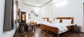 Cozy 2-bedroom building in serene Dehradun with AC