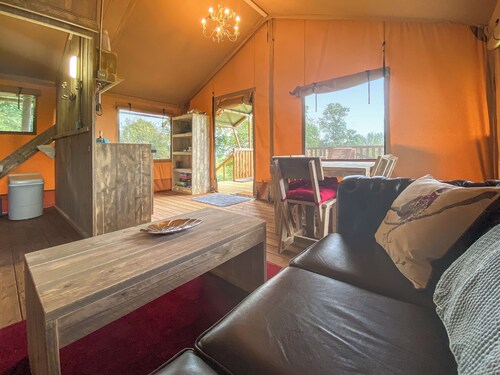 2 bedroom accommodation in Pangbourne