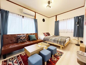 Family House, Balcony | Blackout drapes, iron/ironing board, free WiFi, bed sheets - Honmachi 1 Chome (Tokyo)