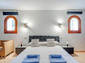 3 Schlafzimmer, Schreibtisch, Internetzugang