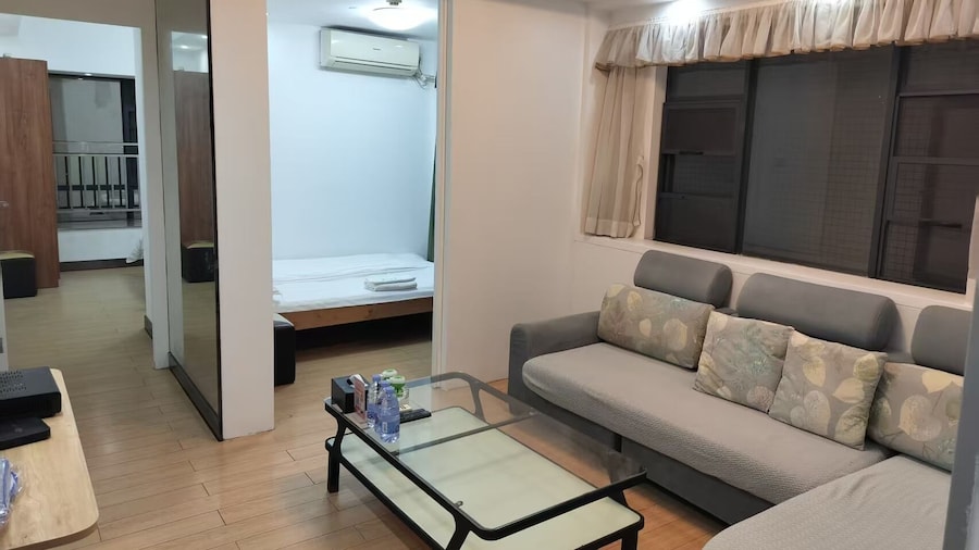 Li He Yu Jia Apartment Hotel
