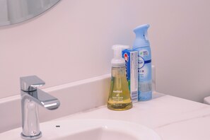 Hair dryer, bidet, towels, soap - Modern New 2-Bedroom Stylish, Spacious, Comfy & Nicely Furnished - 100% Privacy (St. John's)