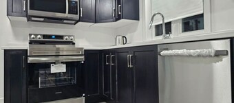 Modern New 2-Bedroom Stylish, Spacious, Comfy & Nicely Furnished - 100% Privacy