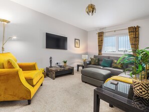 Living area - Kate's Corner - UK51134 (Santon)