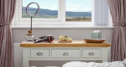 Kate's Corner - UK51134