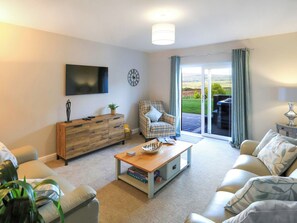 Living area - 2 bedroom accommodation in Broogh Fort Cottages (Broogh Fort Cottages)