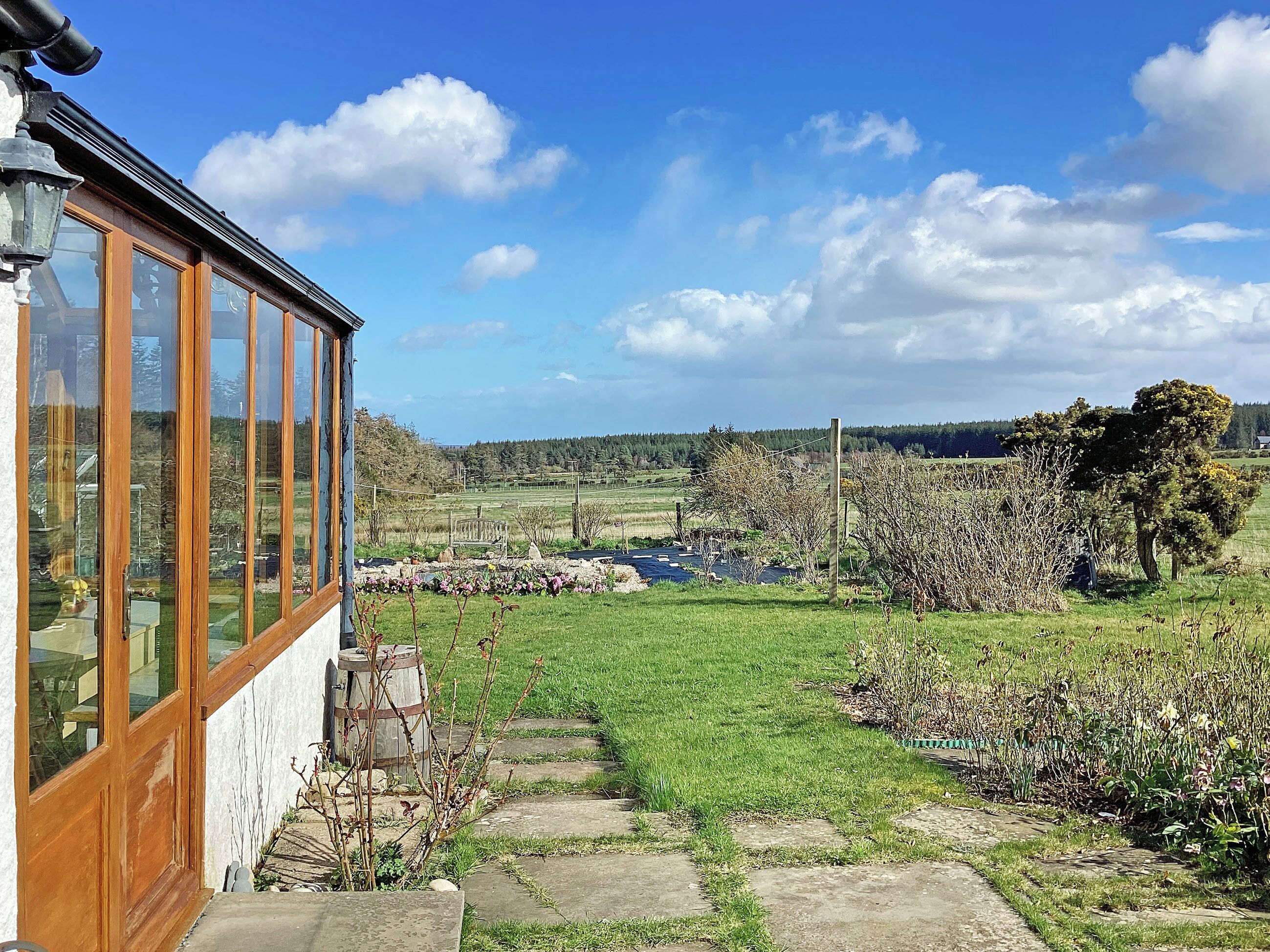 تفاصيل الفندق من الخارج