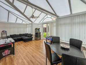 Games room - 5 bedroom accommodation in Rhos on Sea, near Colwyn Bay (Rhos on Sea, near Colwyn Bay)