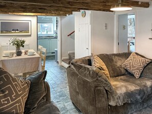 TV - 2 bedroom accommodation in North Cornwall (North Cornwall)