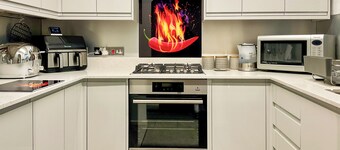 Modern two-bedroom holiday home in the heart of The Forest of Dean.