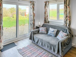 TV - Escape to something special, surrounded by peaceful countryside. (St Just)