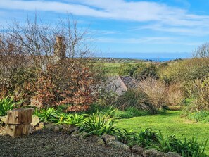 Property grounds - Escape to something special, surrounded by peaceful countryside. (St Just)
