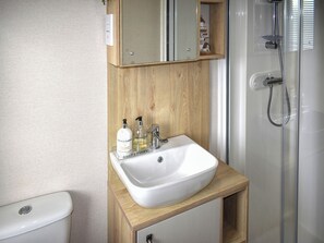 Towels - 2 bedroom accommodation in Brixham (Brixham)