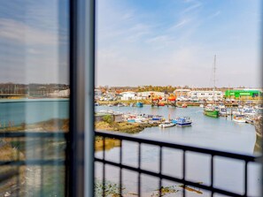 Interior - 4 bedroom accommodation in Lowestoft (Lowestoft)