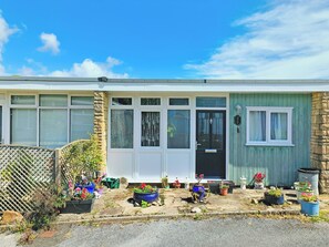 Exterior - 1 bedroom accommodation in Swansea (Swansea)
