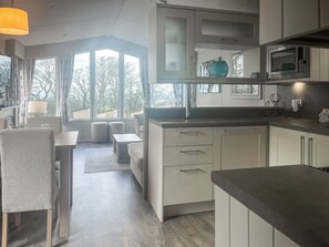 Dishwasher - Bluebell Lodge - UK51382 (Wigton)