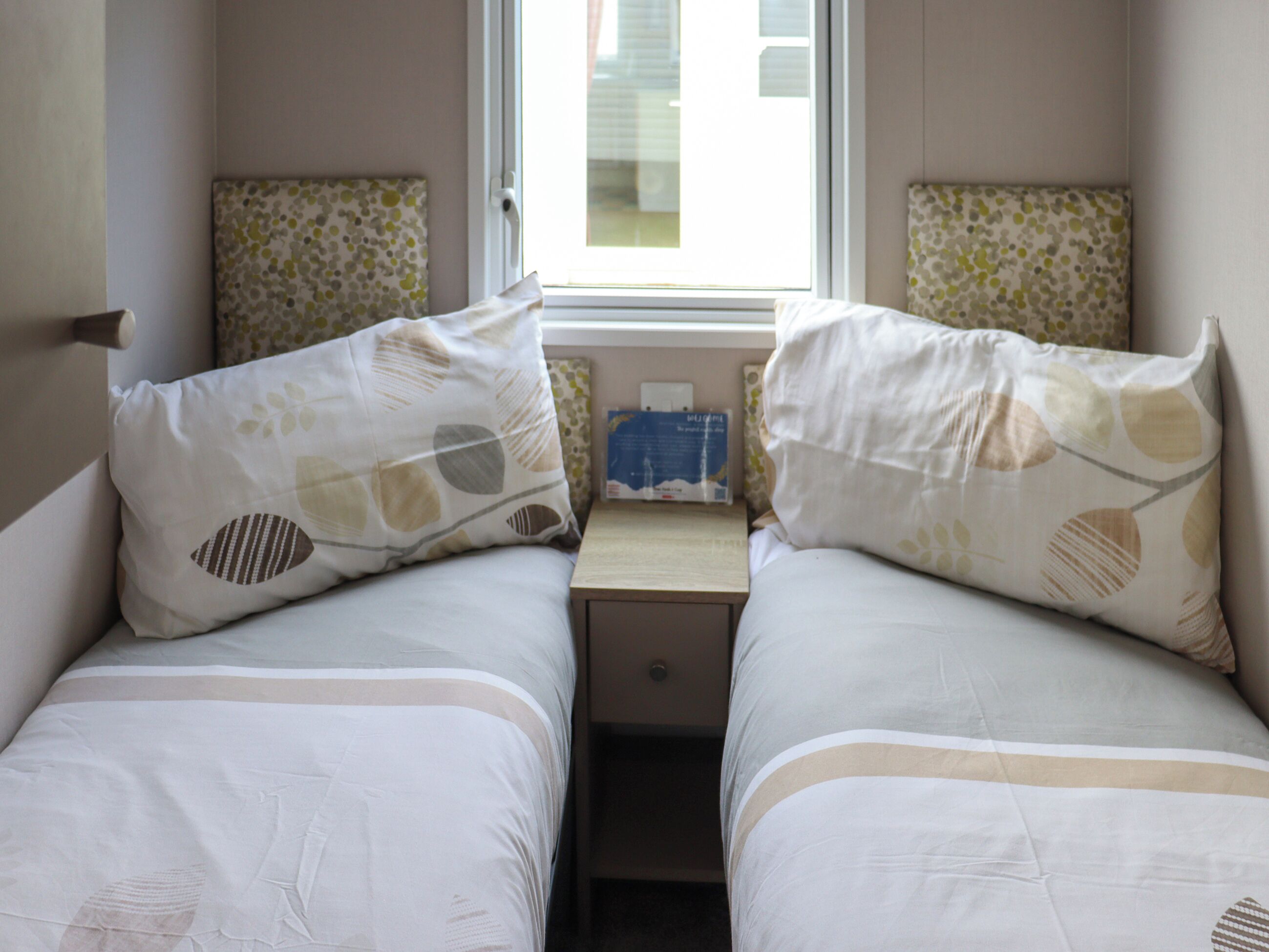 3 bedrooms, WiFi (free), bed sheets