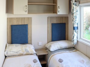 3 bedrooms, free WiFi - 3 bedroom accommodation in Narberth (Narberth)