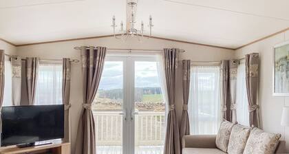 Ballagan Lodge 2 - UK51397